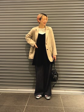 「URBAN RESEARCH DOORS（アーバンリサーチドアーズ）のPUMA　SPEEDCAT BALLET METALLIC（スニーカー、シルバー系）」を使った、 コヤマ  ヒナタさん（レディース・164cm）の春コーディネート