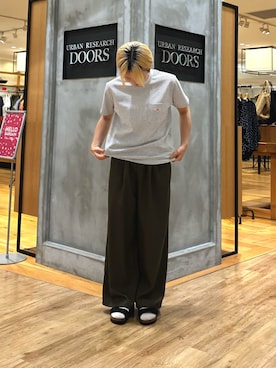 「URBAN RESEARCH DOORS（アーバンリサーチドアーズ）のBIRKENSTOCK　ARIZONA LEVE（サンダル、ブラック系）」を使った、 コヤマ  ヒナタさん（レディース・164cm）の夏コーディネート