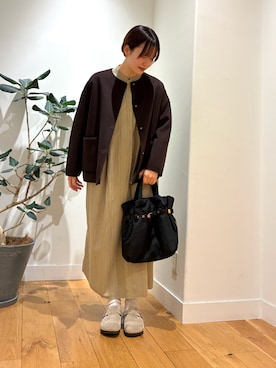 「トレンド秋素材コーデ」｜「アイテム（その他アウター）」を使った、 コヤマ  ヒナタさん（レディース・163cm）の秋コーディネート