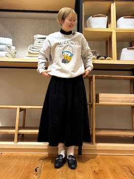 「スカートコーデ」｜「アイテム（ローファー）」を使った、 コヤマ  ヒナタさん（レディース・164cm）の秋コーディネート