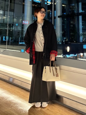 「adidas（アディダス）のadidas　TOKYO W（スニーカー）」を使った、 コヤマ  ヒナタさん（レディース・164cm）の秋コーディネート