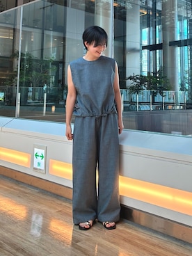 「URBAN RESEARCH DOORS（アーバンリサーチドアーズ）のメタルリングフラットサンダル | トング/ぺたんこ/軽量/きれいめ/カジュアル/夏（サンダル、ブラック系）」を使った、 コヤマ  ヒナタさん（レディース・164cm）の夏コーディネート