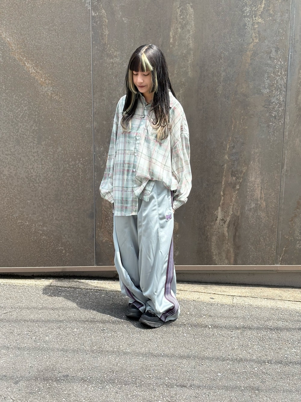 「whiteland、Danke schon、LHP、ストリート、春コーデ」｜「WHITELANDのWHITELAND/ホワイトランド/CHIFFON CHECK SHIRTS（シャツ/ブラウス、ピンク系）」を使った、にこるさん（レディース・154cm）の春コーディネートの1枚目の写真