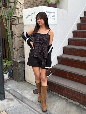 「continuer de NICE CLAUP（コンティニューデナイスクラップ）のフロントリボンキャミＢＬ（シャツ/ブラウス、ブラック系）」を使った、ゆずさん（レディース・161cm）の夏コーディネート
