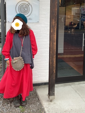 「カフェ」｜「アイテム（ハンチング/ベレー帽）」を使った、おがさん（レディース・154cm）の春コーディネート