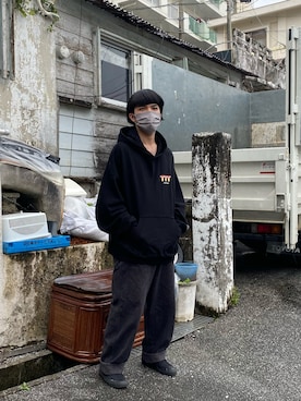 そんなことより毛が気になるさんのコーディネート