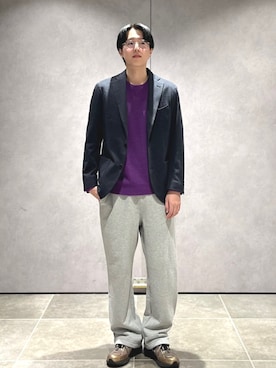 「クルーネックニット」｜大木さん（メンズ・174cm）の秋コーディネート