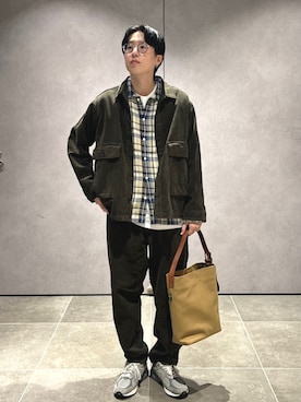「SHIPS（シップス）のアイテム（シャツ/ブラウス）」を使った、大木さん（メンズ・174cm）の秋コーディネート