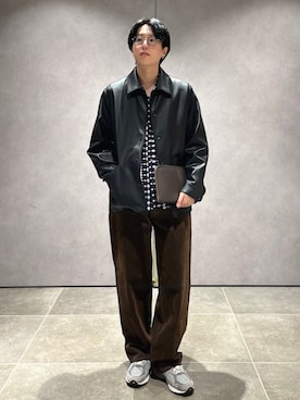 「アイテム（クラッチバッグ）」を使った、大木さん（メンズ・174cm）の秋コーディネート
