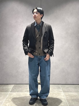 「SHIPS（シップス）のアイテム（Tシャツ/カットソー）」を使った、大木さん（メンズ・174cm）の秋コーディネート