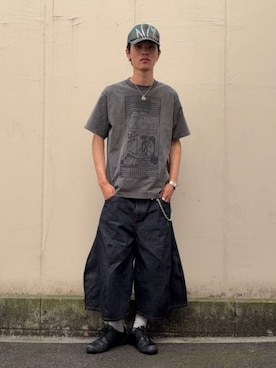 「C.E（シーイー）のC.E / OVERDYE MD The Camera T（Tシャツ/カットソー、グレー系）」を使った、BEAMS Tさん（メンズ・182cm）の夏コーディネート