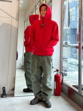 「BEAMS T（ビームスティー）のnewT / Hoodie（パーカー、レッド系）」を使った、BEAMS Tさん（メンズ・166cm）の秋コーディネート