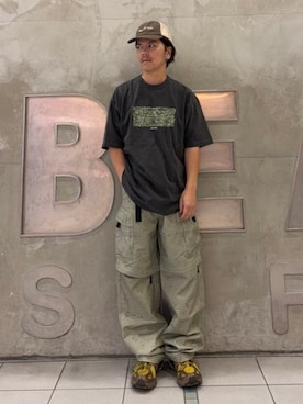「BEAMS T（ビームスティー）のGOLDWOOD ART WORKS × KOSUKE KAWAMURA / Dollar T-shirt（Tシャツ/カットソー、ブラック系）」を使った、BEAMS Tさん（レディース・159cm）の夏コーディネート