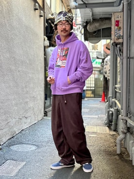 「C.E（シーイー）のアイテム（トップス）」を使った、BEAMS Tさん（メンズ・185cm）の春コーディネート