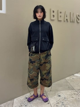 「BEAMS T（ビームスティー）のBEAMS T / Front Poket Standzip Blouson（パーカー、ブルー系）」を使った、BEAMS Tさん（メンズ・166cm）の秋コーディネート