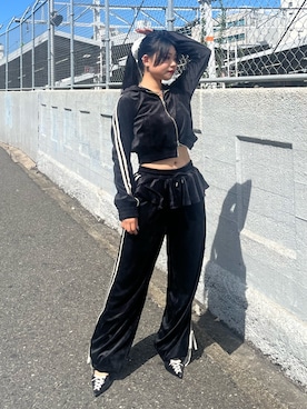 「アイテム（シュシュ）」を使った、MAMIさん（レディース・158cm）の秋コーディネート