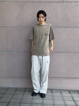 「ITEMS URBANRESEARCH（アイテムズ アーバンリサーチ）のHANDWRITTEN LOGO FADED T-SHIRTS（Tシャツ/カットソー、グリーン系）」を使った、白上 悠人さん（メンズ・175cm）の夏コーディネート