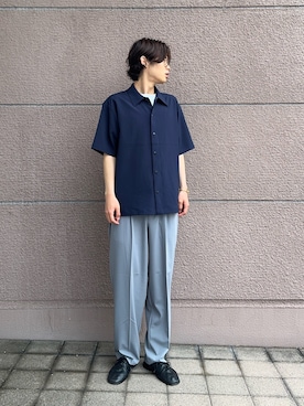 「ITEMS URBANRESEARCH（アイテムズ アーバンリサーチ）の2wayストレッチスナップ半袖シャツ（シャツ/ブラウス、ブラック系）」を使った、白上 悠人さん（メンズ・175cm）の春コーディネート