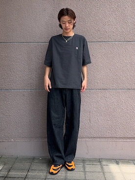 「ITEMS URBANRESEARCH（アイテムズ アーバンリサーチ）の『吸水速乾』フレンチリネン×COOLMAX フハクTシャツ（Tシャツ/カットソー、ブラック系）」を使った、白上 悠人さん（メンズ・175cm）の夏コーディネート