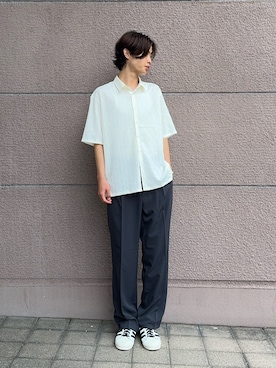 「ITEMS URBANRESEARCH（アイテムズ アーバンリサーチ）のジオメレース レギュラーカラー 半袖シャツ（シャツ/ブラウス、ホワイト系）」を使った、白上 悠人さん（メンズ・175cm）の夏コーディネート