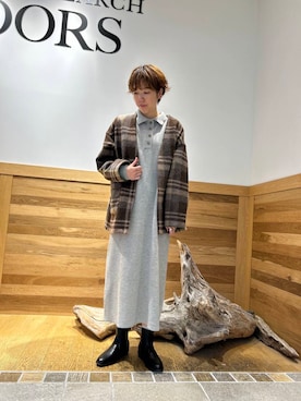 「アイテム（その他アウター、ブラウン系）」を使った、sariさん（レディース・159cm）の秋コーディネート