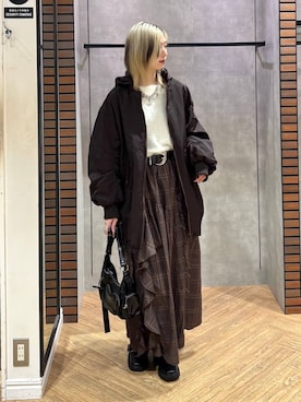 「PAGEBOY（ページボーイ）のモンスターパーカーコート【フード取り外し可能・軽量】（ブルゾン）」を使った、カワさん（レディース・163cm）の冬コーディネート