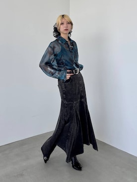 「PAGEBOY（ページボーイ）のスモークフラワーシアーシャツ/アートフラワーシャツ【冷房対策/気温調整にもオススメ】（シャツ/ブラウス、ブルー系）」を使った、カワさん（レディース・163cm）の夏コーディネート