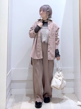 「アイテム（その他トップス、ベージュ系）」を使った、amamikanoheyaさん（レディース・155cm）の秋コーディネート