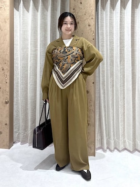 「アイテム（ストール/ショール）」を使った、gw_maieiさん（レディース・159cm）の秋コーディネート