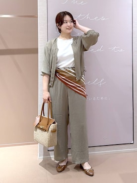 「Elura（エルーラ）の≪イージーケア≫サラサラサマーギャザーパンツ＜低身長サイズあり＞/451127（その他パンツ、グリーン系）」を使った、gw_maieiさん（レディース・160cm）の夏コーディネート