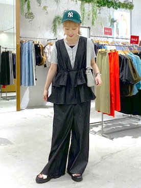 「アイテム（つなぎ/オールインワン）」を使った、しおりさん（レディース・158cm）の秋コーディネート