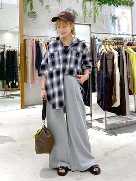 しおりさんのコーディネート