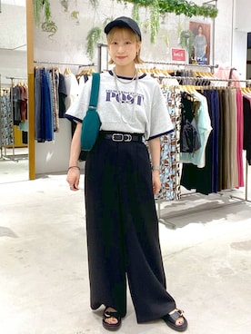 「アイテム（キャップ）」を使った、しおりさん（レディース・158cm）の夏コーディネート
