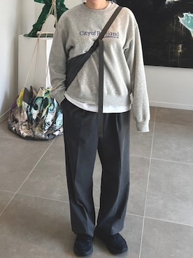 「アイテム（スウェット）」を使った、栞さん（レディース・163cm・20代）の春コーディネート