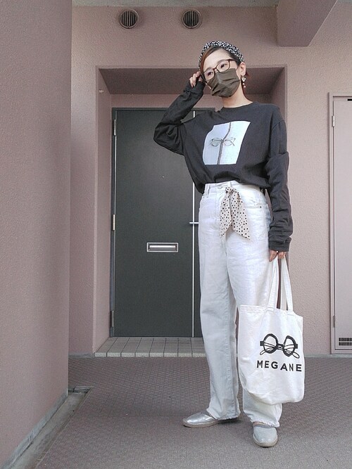 まある 歯笛の練習中 Moussyのデニムパンツを使ったコーディネート Wear