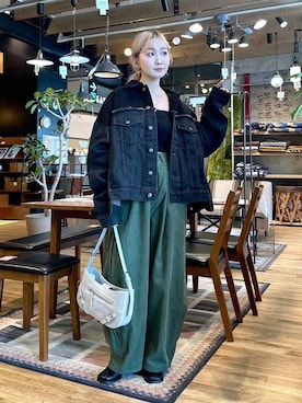 「tiny tiny（ティニーティニー）のアイテム（バッグ）」を使った、すなぎもさん（レディース・153cm）の秋コーディネート