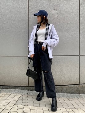 「SPINNS(スピンズ)のアイテム(パーカー)」を使った、ainoさん(レディース・169cm)の冬コーディネート