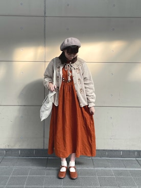 「アイテム（付け襟）」を使った、やまもとさん（レディース・161cm）の秋コーディネート