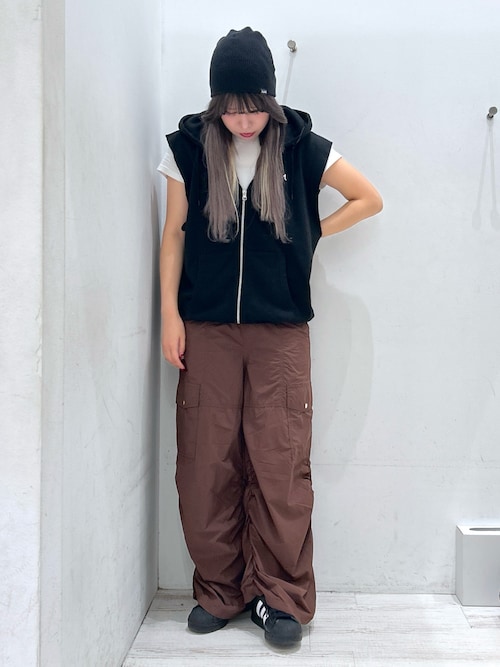 新品X-girl ダウンベスト　M size/BLACK X-girlのダウンベストを使った人気ファッションコーディネート