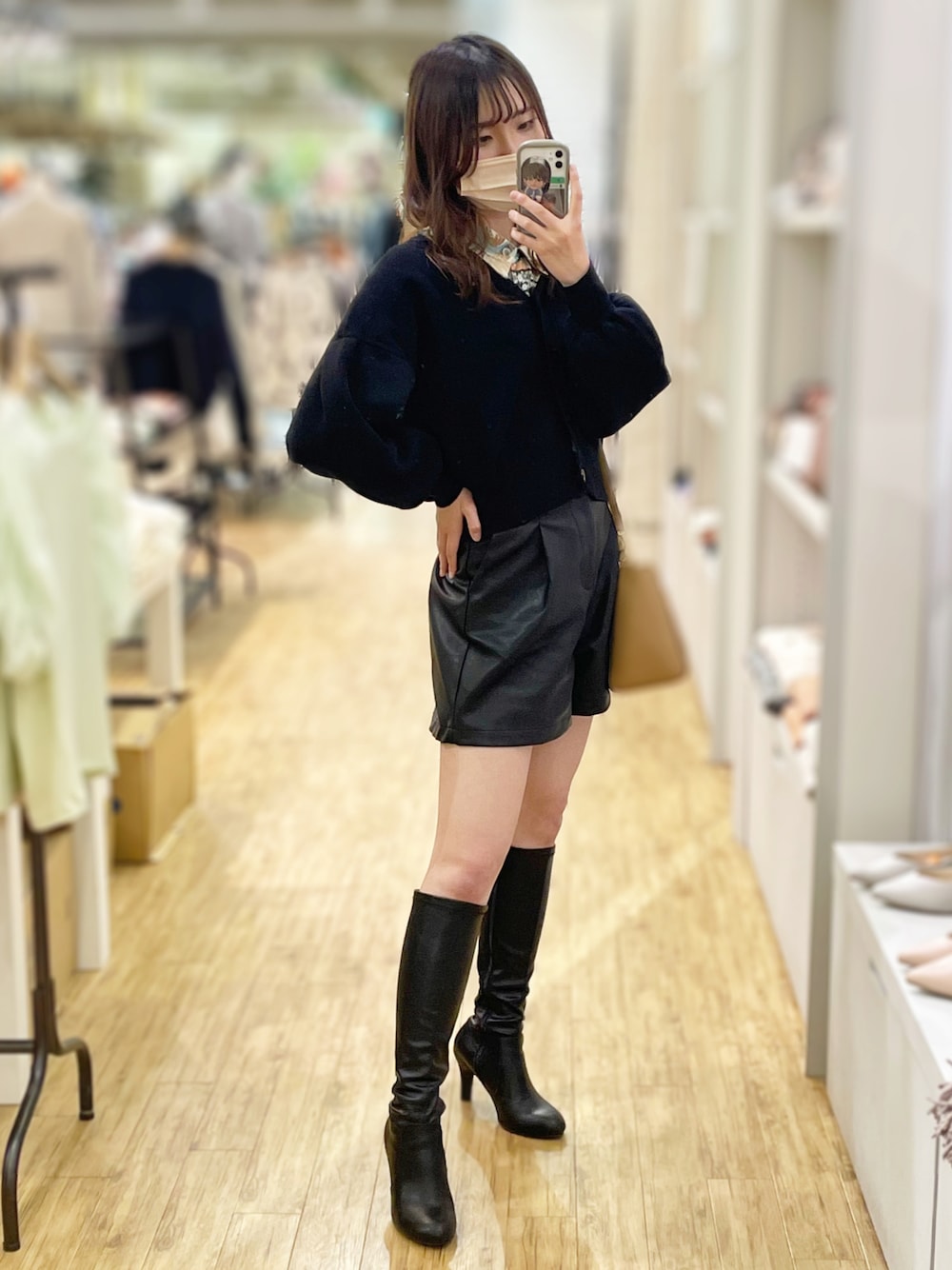 hailee レザー風パンツ　キュロット hailee レザー風パンツ キュロット hailee レザー風パンツ