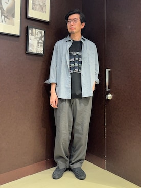 「TAKEO KIKUCHI（タケオキクチ）の【接触冷感】ハイブリッド リネン 七分袖シャツ（シャツ/ブラウス、ブルー系）」を使った、shuheiさん（メンズ・175cm）の夏コーディネート