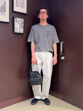 「TAKEO KIKUCHI（タケオキクチ）の【BOWLER HAT LABEL】アイスクリアコットン ピンナップガール 半袖Tシャツ（Tシャツ/カットソー、グレー系）」を使った、shuheiさん（メンズ・175cm）の夏コーディネート