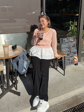 「prose verse（プロズヴェール）の【MOMO】裾フリルドッキングトップス（Tシャツ/カットソー、ピンク系）」を使った、ももぞうさん（レディース・154cm）の春コーディネート