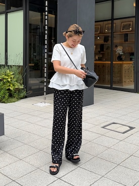 「prose verse（プロズヴェール）の【MOMO】裾フリルドッキングペプラムTシャツ（Tシャツ/カットソー、ホワイト系）」を使った、ももぞうさん（レディース・154cm）の夏コーディネート