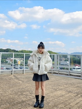 「ロゴニット」｜「アイテム（ダウンジャケット/コート）」を使った、0shioris2さん（レディース・151cm）の秋コーディネート