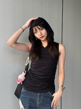 「アイテム（パーカー）」を使った、MINAさん（レディース・163cm）の夏コーディネート