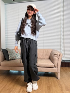 「アイテム（ハンドバッグ）」を使った、PINK-latteさん（キッズ・160cm）の秋コーディネート