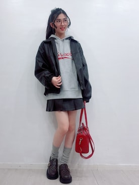 「PINK-latte（ピンクラテ）の【2WAY】ロングハンドルショルダーバッグ（ショルダーバッグ）」を使った、PINK-latteさん（キッズ・152cm）の秋コーディネート