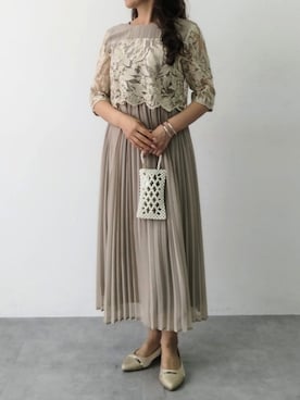 「nissen（ニッセン）の【結婚式・パーティードレス】刺繍切り替えプリーツデザインワンピースドレス＜大きいサイズ有＞（フォーマルスーツ/小物、ベージュ系）」を使った、naruさん（レディース・163cm）の夏コーディネート