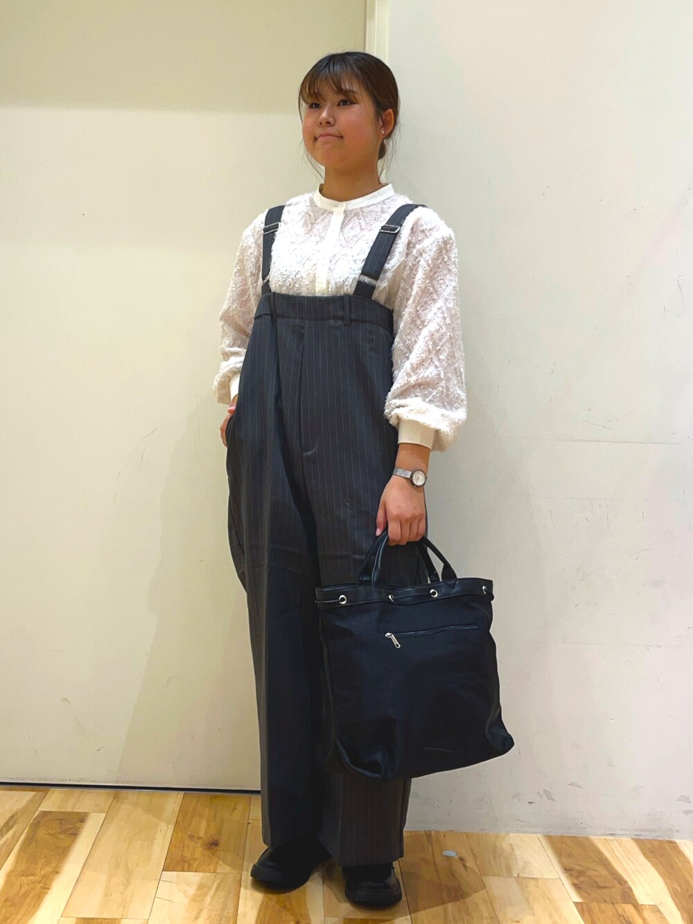 「Samansa Mos2 blueの幾何学柄バンドカラーブラウス（シャツ/ブラウス、ホワイト系）」を使った、さわさん（レディース・155cm）の秋コーディネートの1枚目の写真
